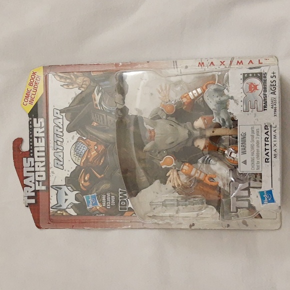 Transformers Generations Thrilling 30 Deluxe Class RATTRAP MAXIMAL 2014 SEALED - Picture 2 of 15